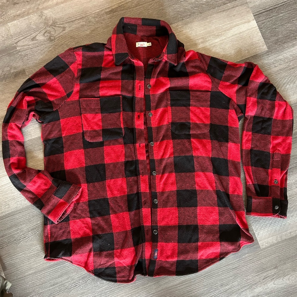 Red and Black Plaid Women’s Faherty Legend SweaterShirt